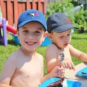 Meet your Posher, Stefany